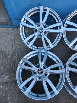 17" Alu kola Honda..5x114.3 - 3