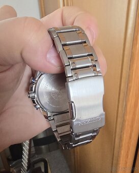 Citizen Eco drive CB590857E - 3