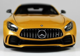 1:18 Mercedes AMG GT R 2017 solarbeam yellow Autoart - 3
