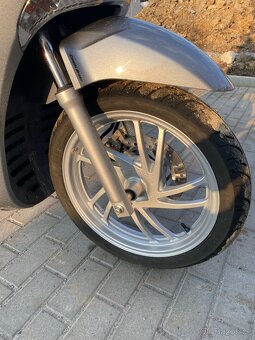 HONDA SH125D r.v. 2015 TOP STAV 2.MAJITEL - 3