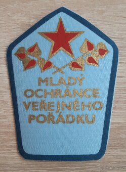 ODZNAK A NÁŠIVKA MLADÝ OCHRÁNCE VEŘEJNÉHO POŘÁDKU - 3