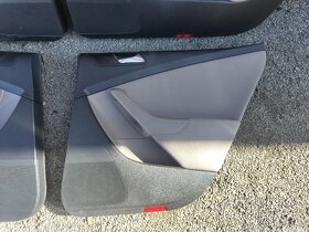Zadní tapec Passat B6 combi - 3