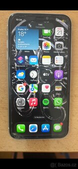 iPhone 11 - 3