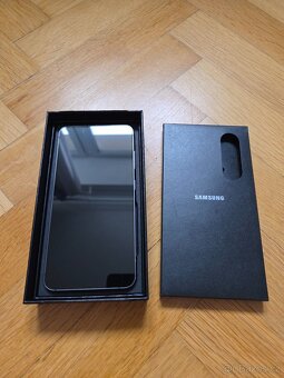 Samsung Galaxy S24 8GB/256GB Onyx Black - 3