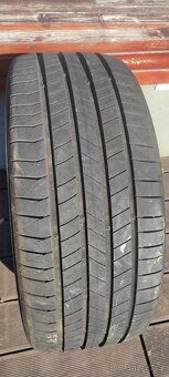 Kumho 255/45 R20 - 3