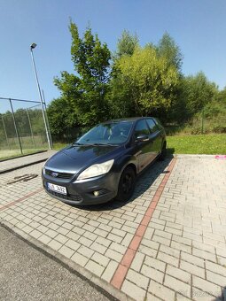Ford focus 2 - 3