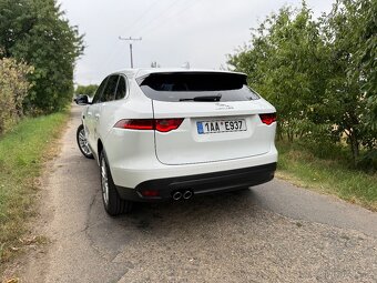 Jaguar F-Pace - 3