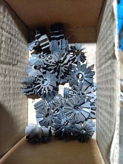 Chladiče pro tranzistory - 3