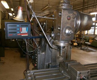 Frézka univerzální 6 P82 - 3