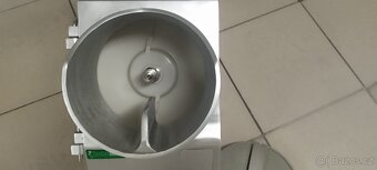 Kráječ – zelenina, sýry, ovoce - velký otvor - 3