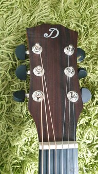 Akustická kytara Dowina D-S - 3