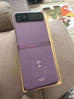 Motorola razr 40 - 3