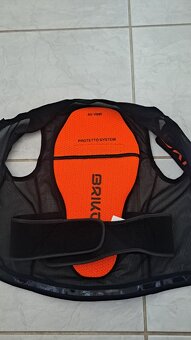 Dětský chránič páteře Briko, pateřák - 3