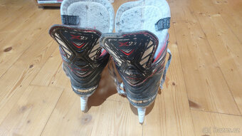 Brusle Bauer Vapor X 2.7 vel. 4,5 EE - 3