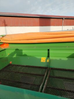 Prodám rozmetadlo průmyslových hnojiv - 3