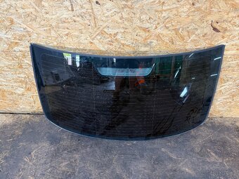 ZADNÍ ZATMAVENÉ OKNO BMW E90 - 3