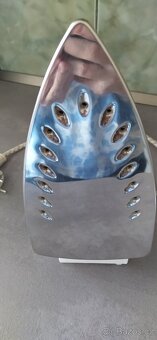 E16_Napařovací žehlička - 3