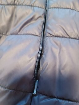 Dámská tenčí šedomodrá bunda s kapucí - 3