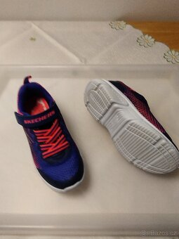 Tenisky Skechers vel . 29 - 3