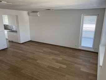 Pronájem bytu 2+kk, Kroměříž - 3