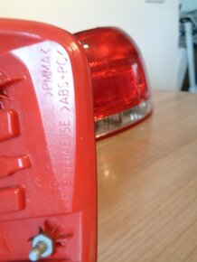 AUDI ZADNI SVETLA 2ks 8P0945096024S - 3