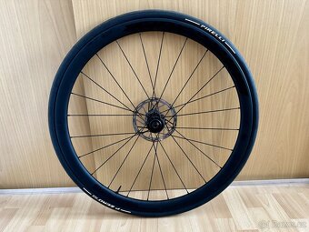 Nová sada carbon kol Bontrager Aeolus Elite 35 TLR - 3