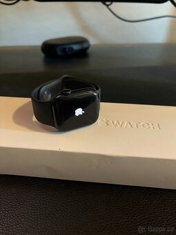 Apple Watch Series 7 - 41mm - 3
