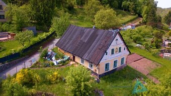 Prodej domu na jedinečném místě pod hradem Pecka, okr. Jičín - 3