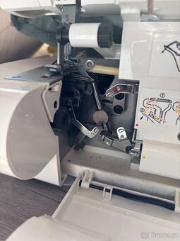 Overlock singer S010L - 3