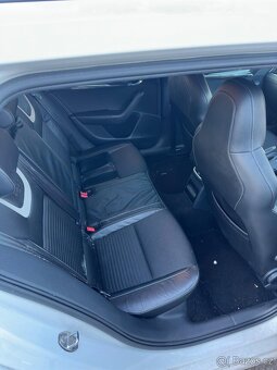 Interiér Škoda Octavia III RS Combi 2013 - 3