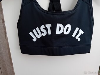 Nike dámská sportovní podprsenka vel. XS/S - 3