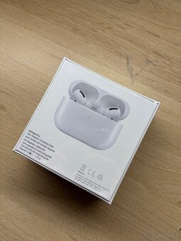 Apple AirPods Pro (2023) s MagSafe pouzdrem - 3