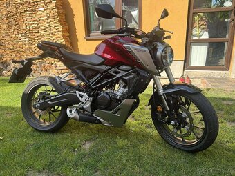 Honda CB125R - 3