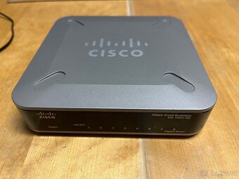 Switch Cisco SG100G-08 - 3