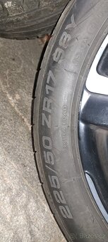 17 "Disky s pneumatikami Komplet , vyvážené včetně šroubů - 3