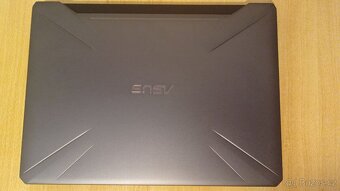 Herní notebook ASUS - 3