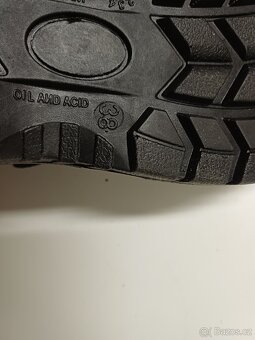 pracovní boty velikost 38 - 3