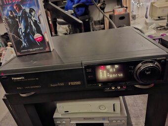 Panasonic NV-FS200 – kultovní S-VHS rekordér - 3