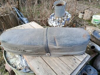 Sedadlo skůtr ČZ - 3