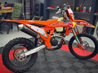 KTM 500 EXC-F 2025 CHAMPION EDITION - 3