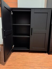 Černa komoda Ikea - 3