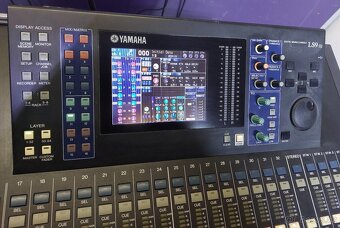 Yamaha LS9/32 - 3