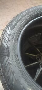 Pneu Letní 225/60/18 - 3