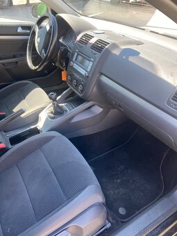 VW GOLF 2.0TDI - 3