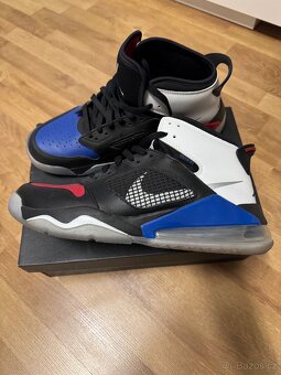 Jordan 46 - 3