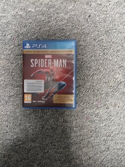 Prodám ps 4 pro - 3