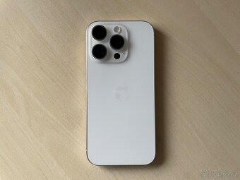 Apple iPhone 16 Pro 128 Gb bílý - 3