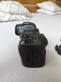 Canon EOS R5 - 3