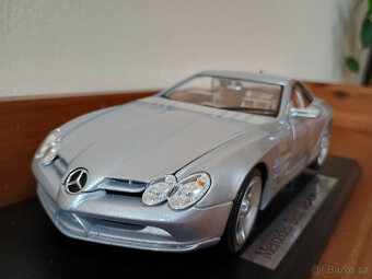 1:18 Maisto Dealer Edition - Mercedes-Benz Vision SLR (1999) - 3