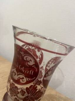 Rubínová sklenice s nápisem,ke zbroušení. - 3